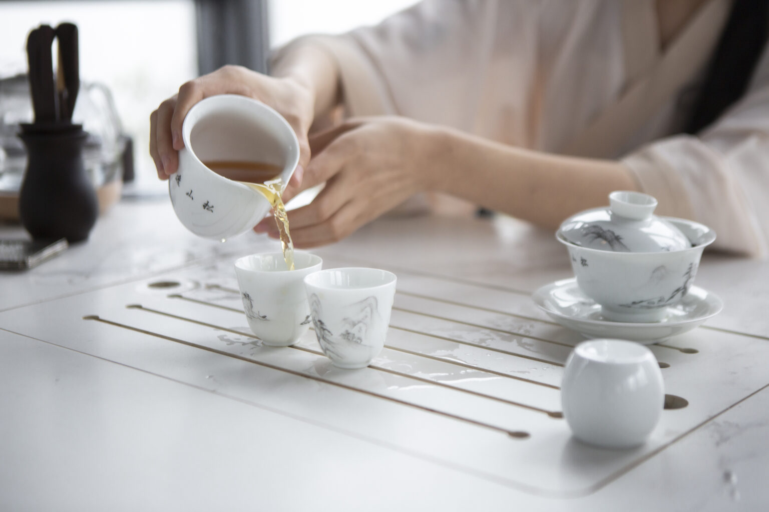Embracing Tradition: The Enchanting Chinese Gongfu Tea Ceremony (1 ...